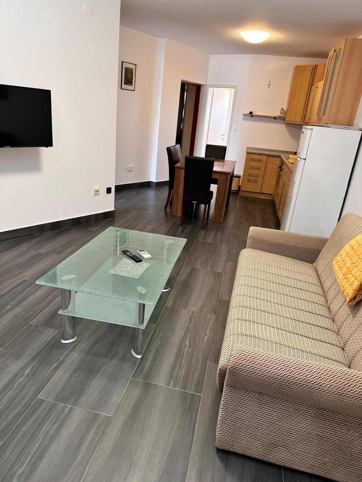 Apartman Nikola Salatić Extérieur photo